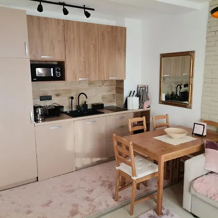 N101, Milmari, דירה קופאוניק