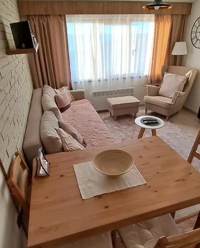 N101, Milmari, Apartament